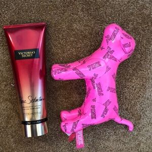 Victoria secret lotion brand new